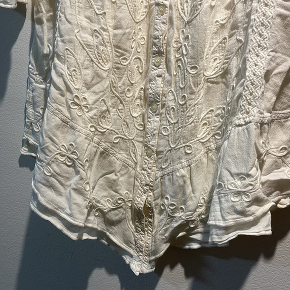 G Designs Natural Fashions Beige Embellished Button Up Embroidered Tunic Top M - Picture 6 of 6